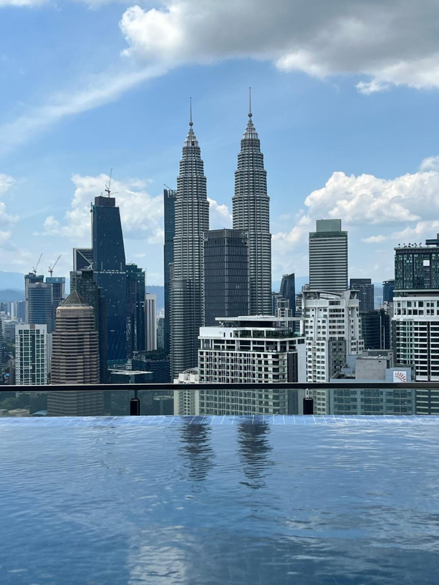 Colony Suites Klcc By Hibernate Kuala Lumpur Exterior photo